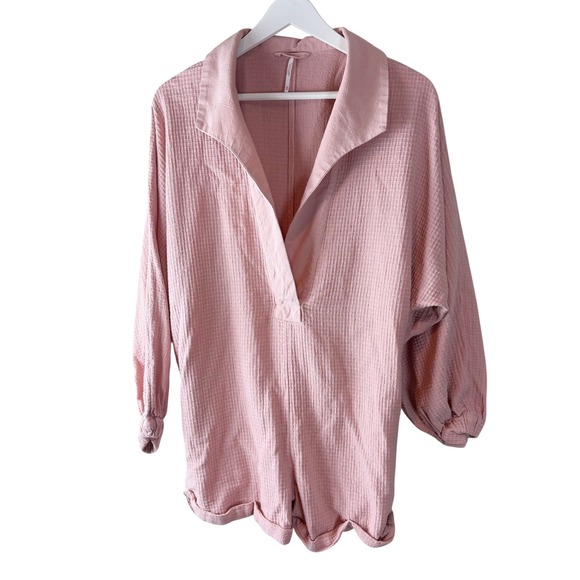 Free People Romper XS Pink Waffle Knit Long Sleeve Collared Pockets Casual - Picture 1 of 7